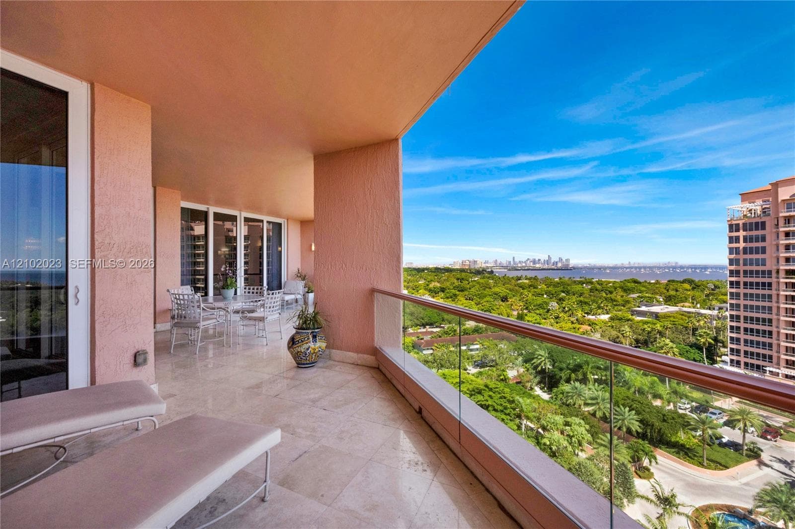 60 Edgewater Dr 14E photo 3
