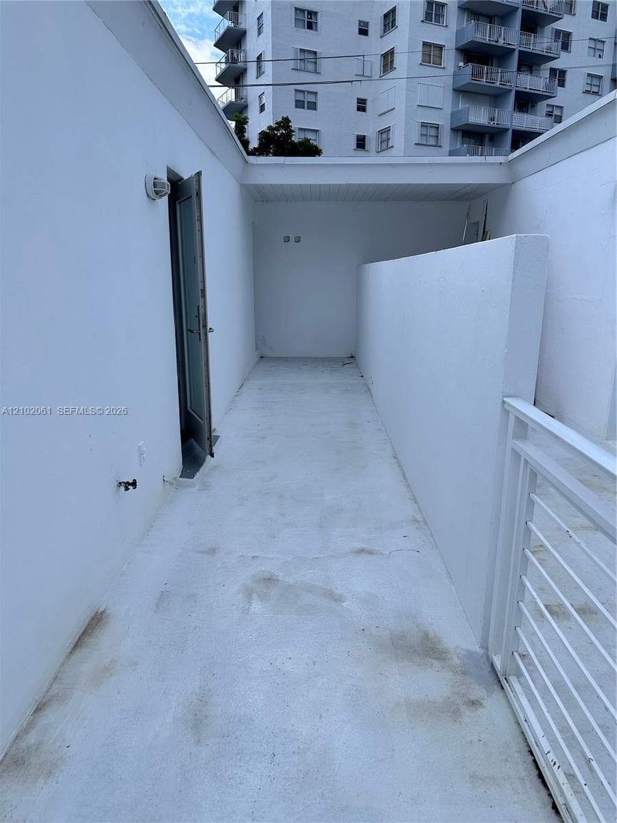 5 photo 9