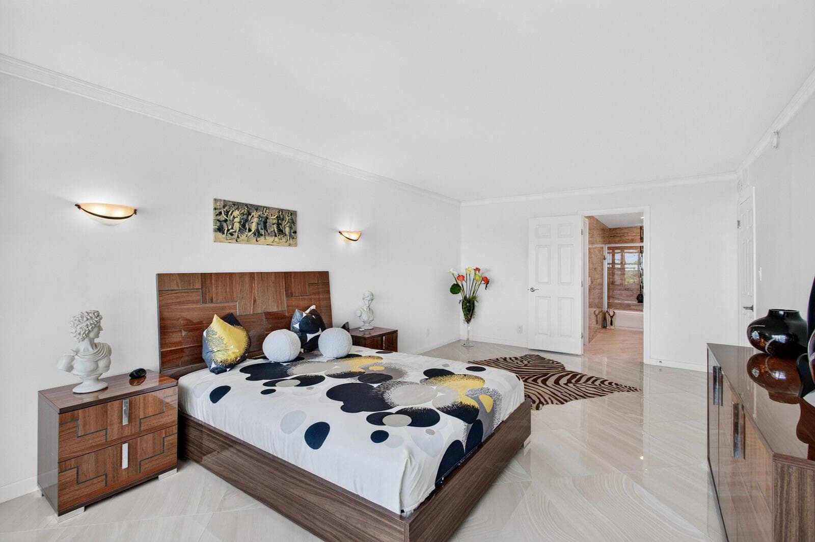 875 E CAMINO REAL 7E photo 16