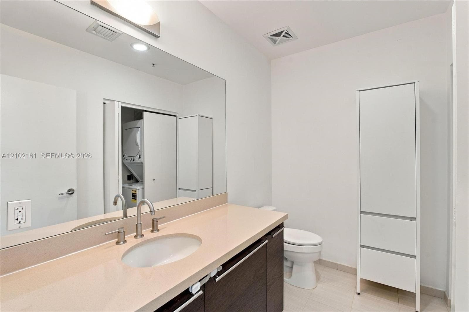 7928 East Dr 702 photo 19