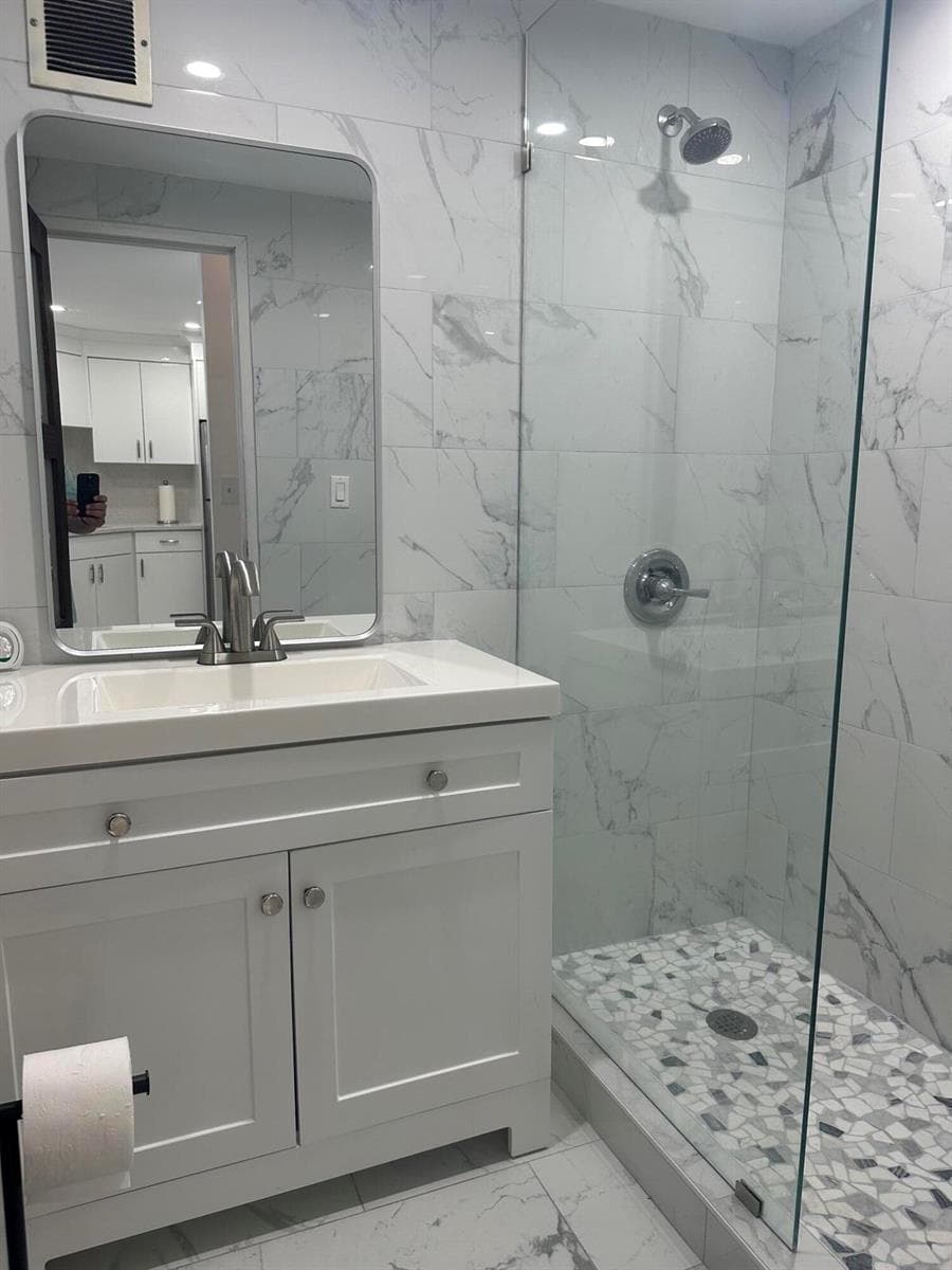 1424 SE 15TH Street 51 photo 3