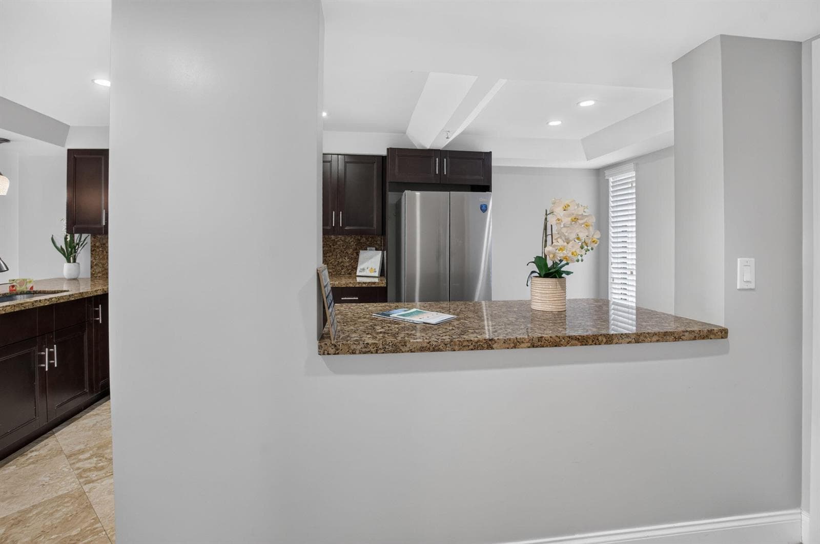 20 ROYAL PALM Way 301 photo 8