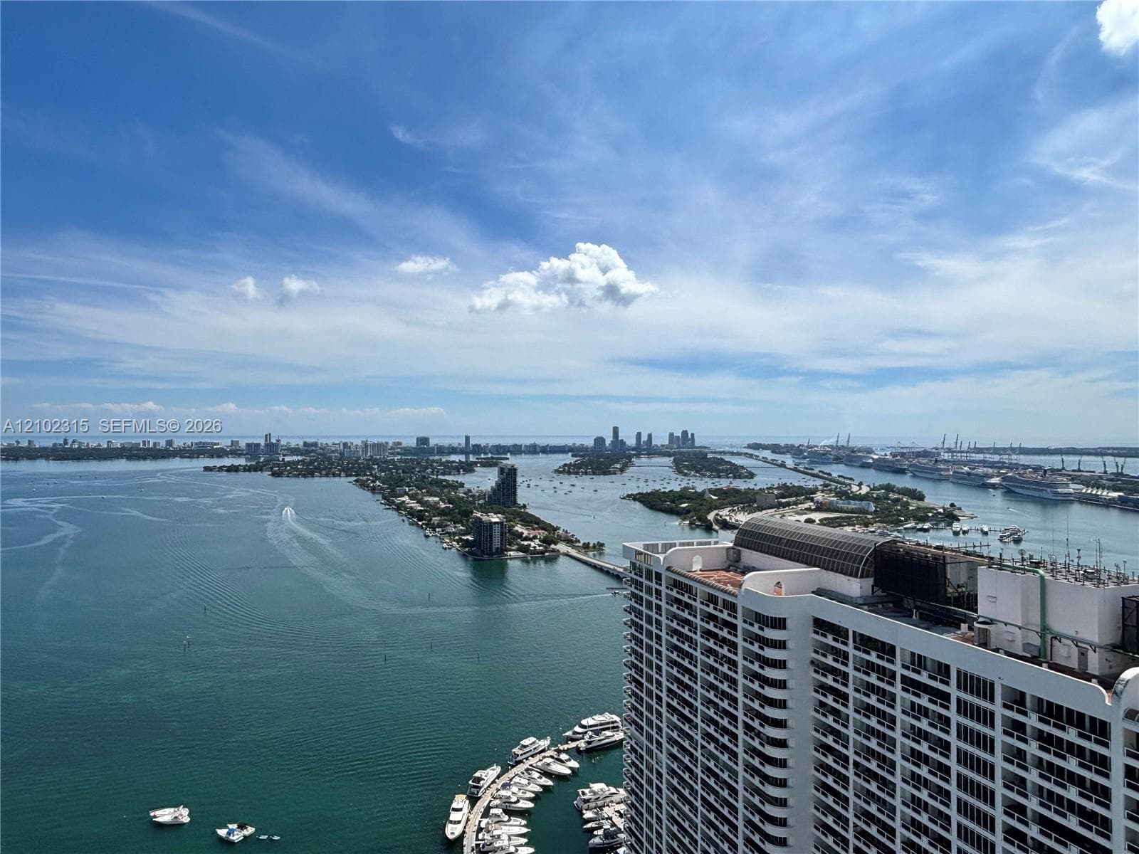 1750 N Bayshore Dr 4804 photo 21