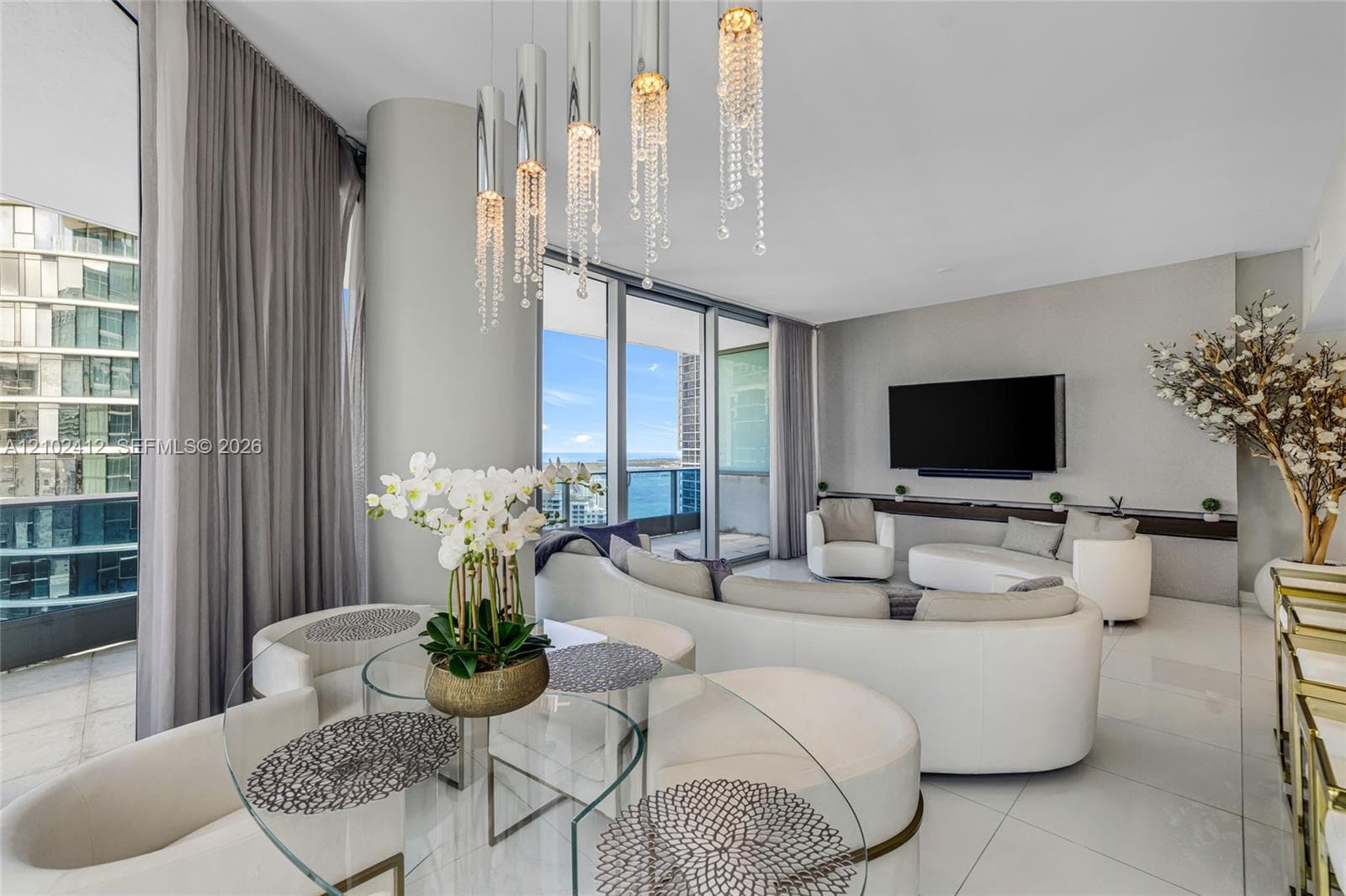 200 Biscayne Boulevard Way 4401 photo 8