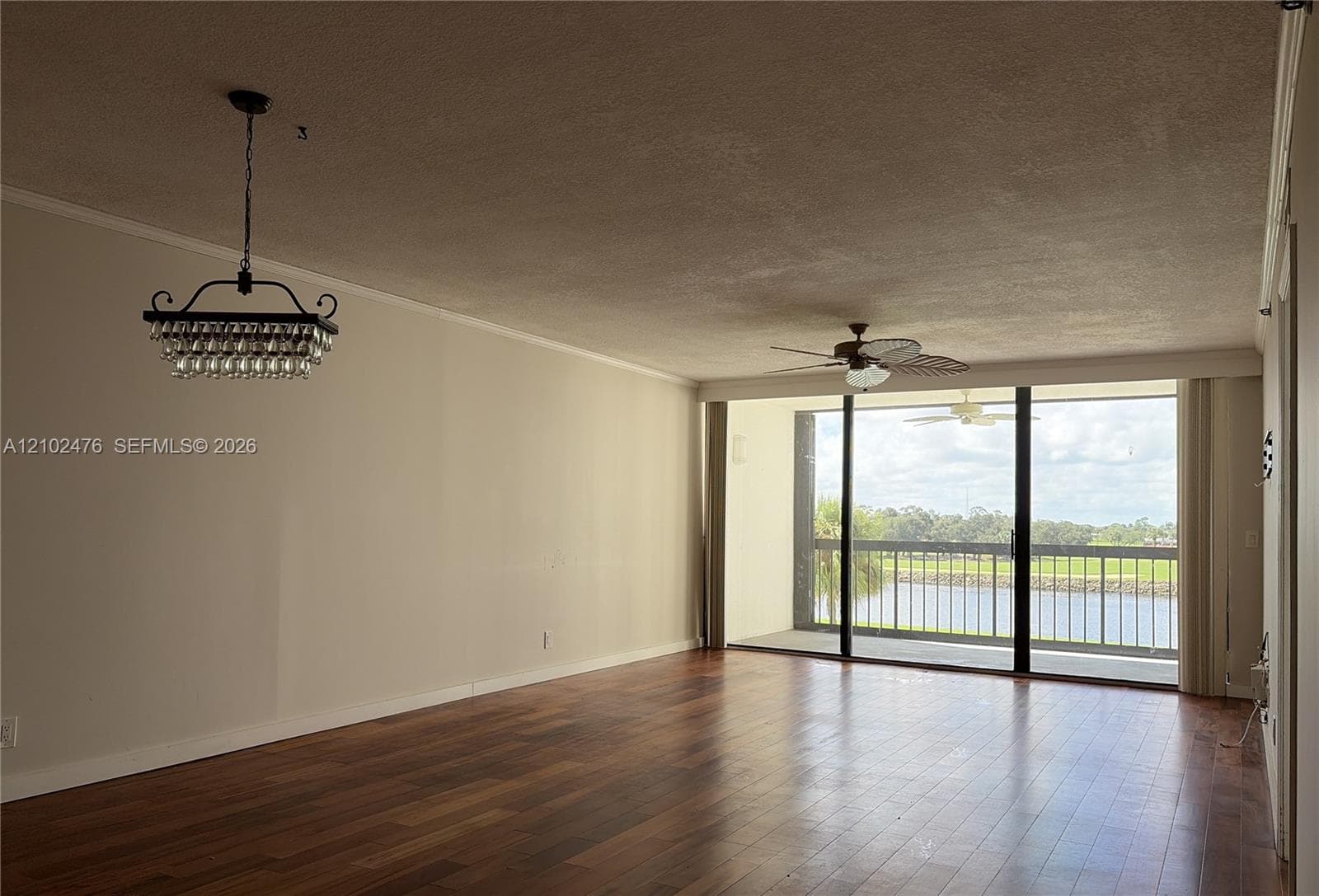 356 Golfview Rd 305 photo 12