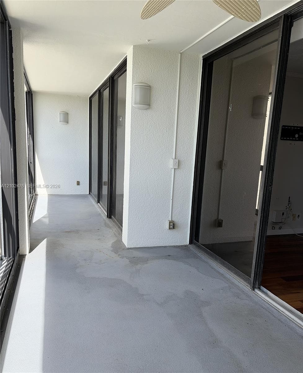 356 Golfview Rd 305 photo 14