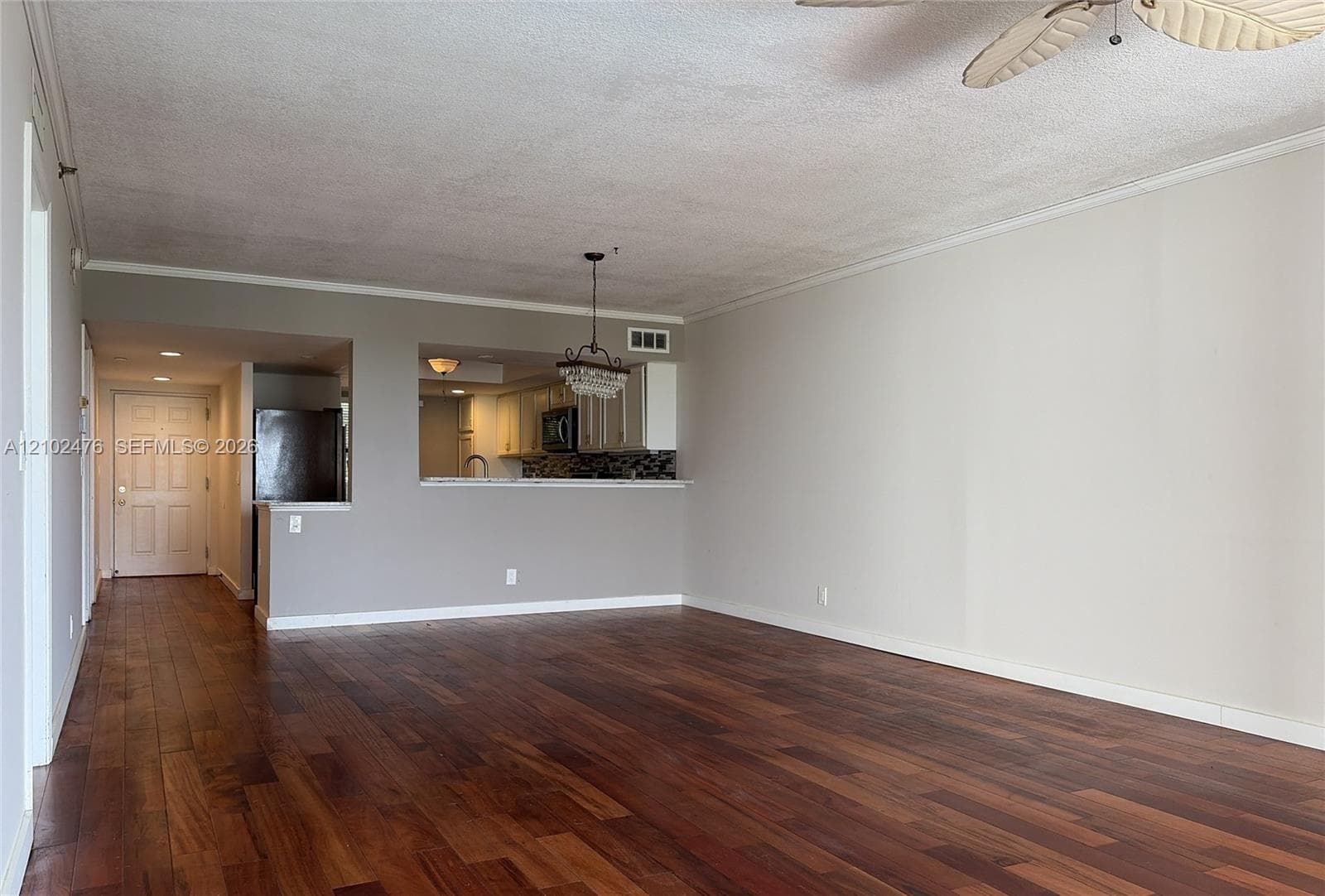 356 Golfview Rd 305 photo 11