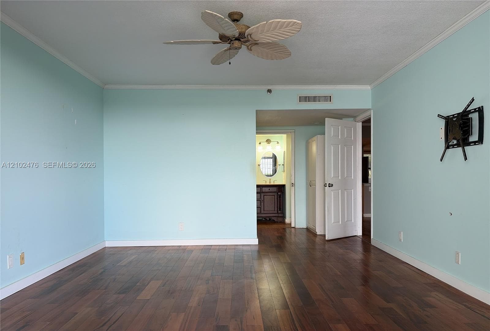 356 Golfview Rd 305 photo 25