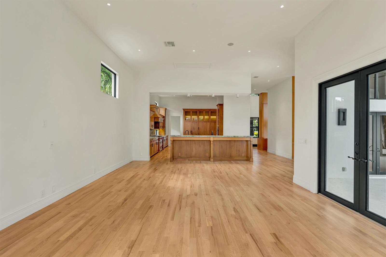 414 Mariner Drive photo 11