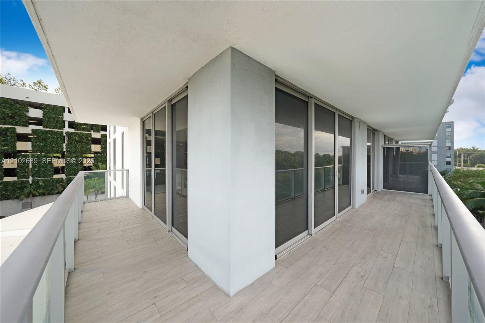 16385 Biscayne Blvd 407 photo 23