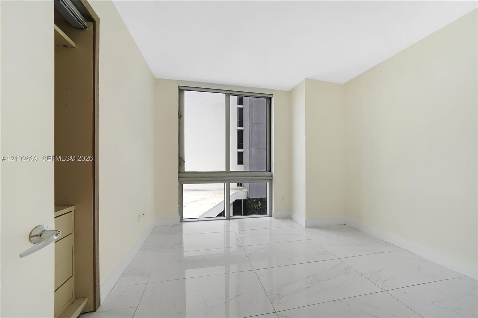 16385 Biscayne Blvd 407 photo 16