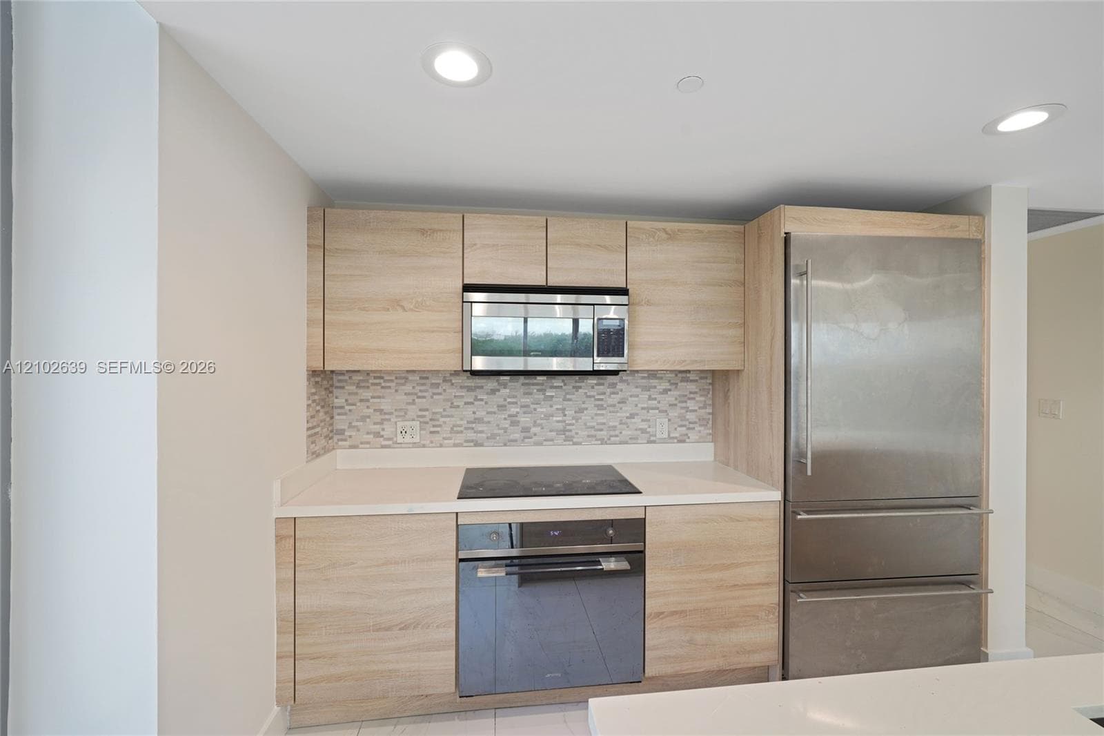 16385 Biscayne Blvd 407 photo 10