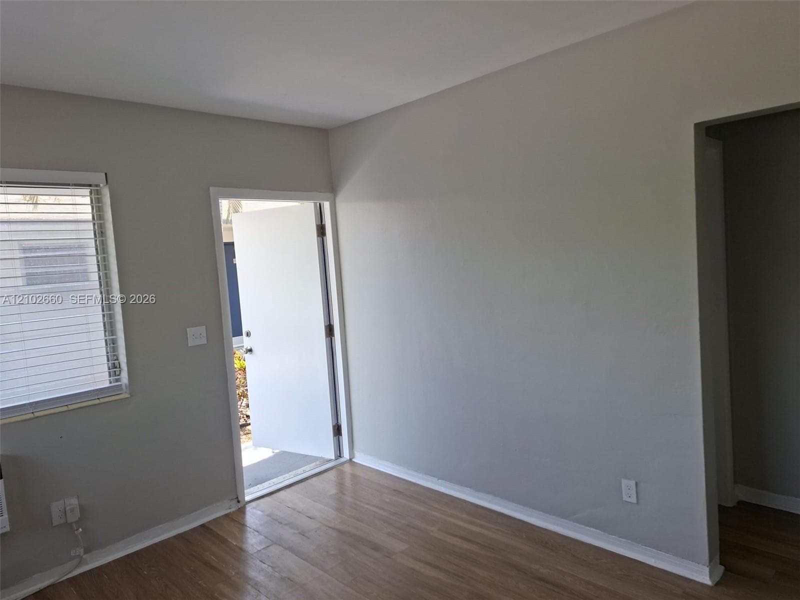 13035 Emerald Dr 351 photo 3