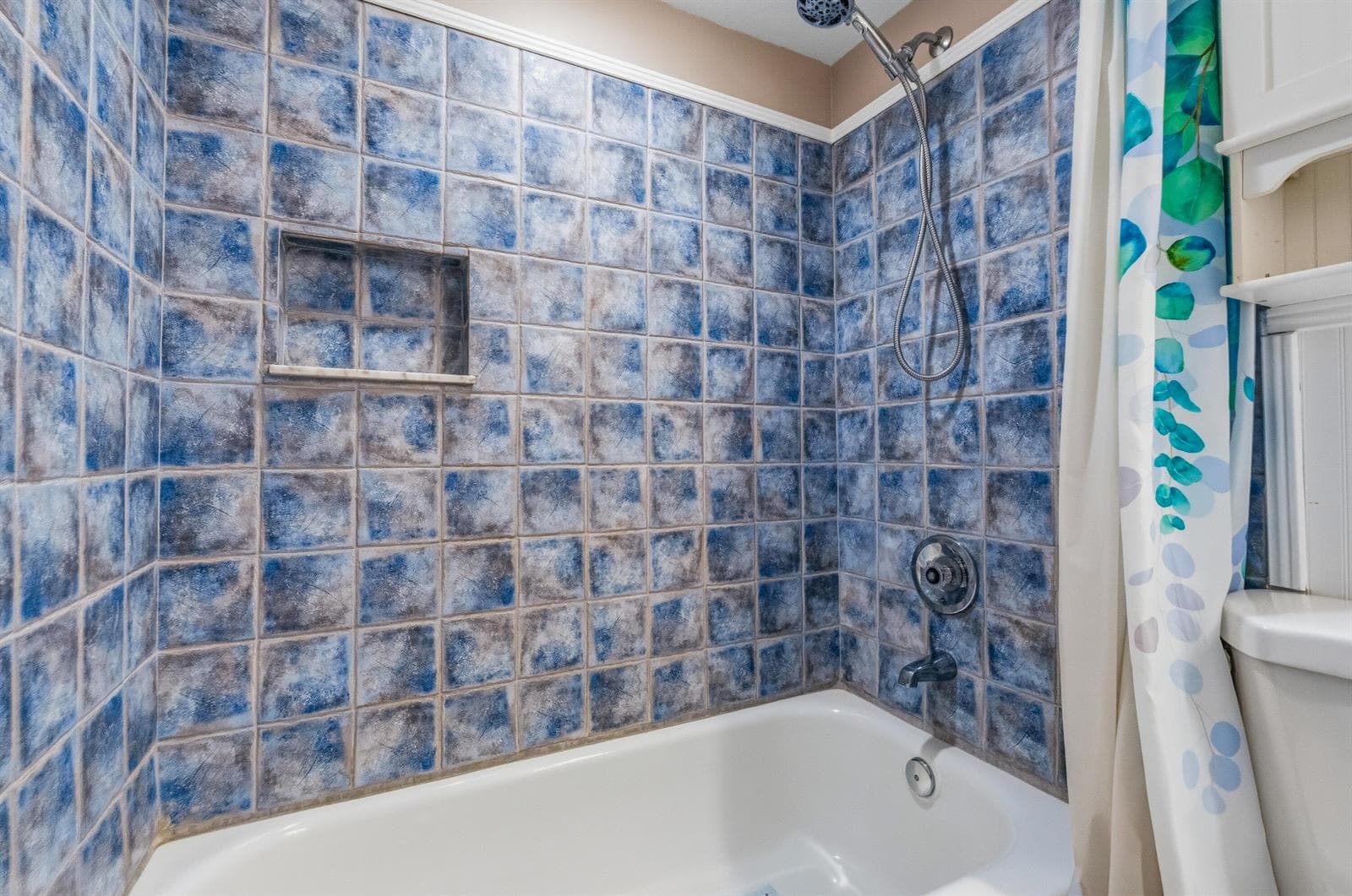 2400 NE 16TH Street 212 photo 12