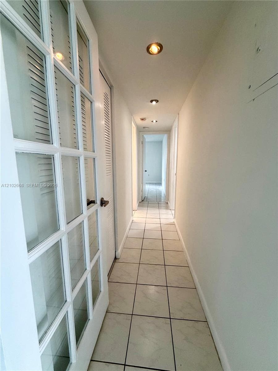 3665 NE 167th St 204 photo 15