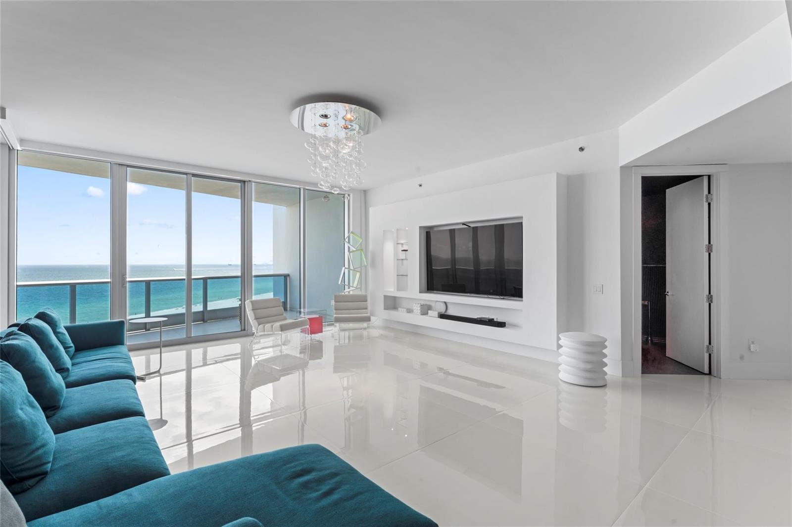 5959 COLLINS Avenue 1203 photo 6