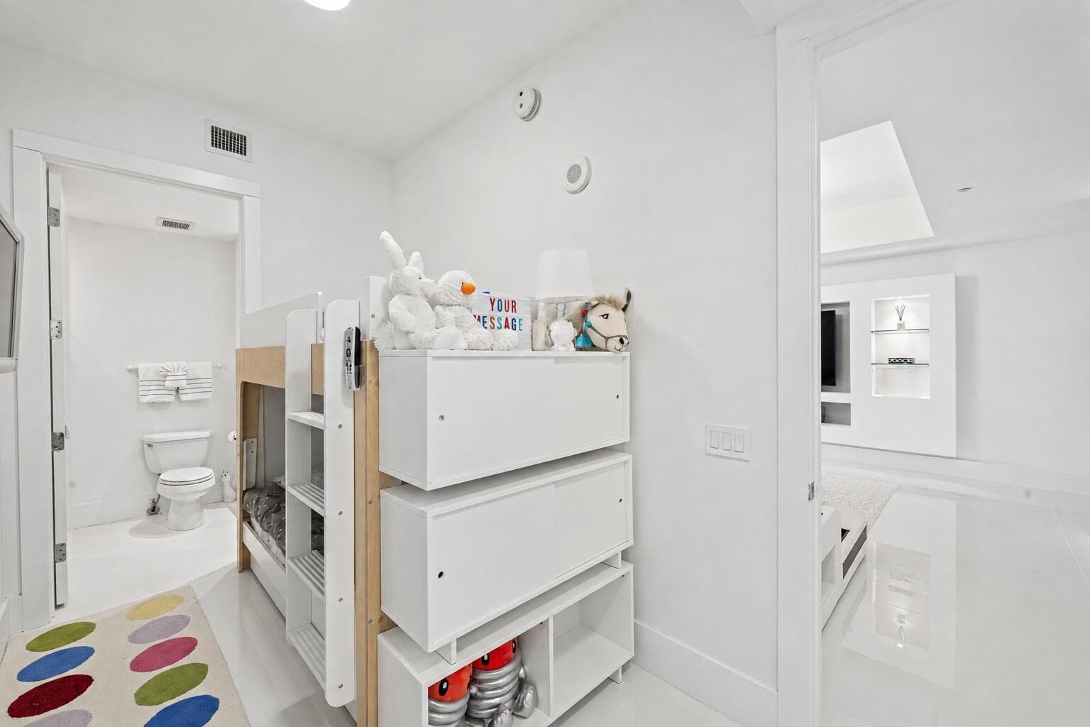 5959 COLLINS Avenue 1203 photo 20