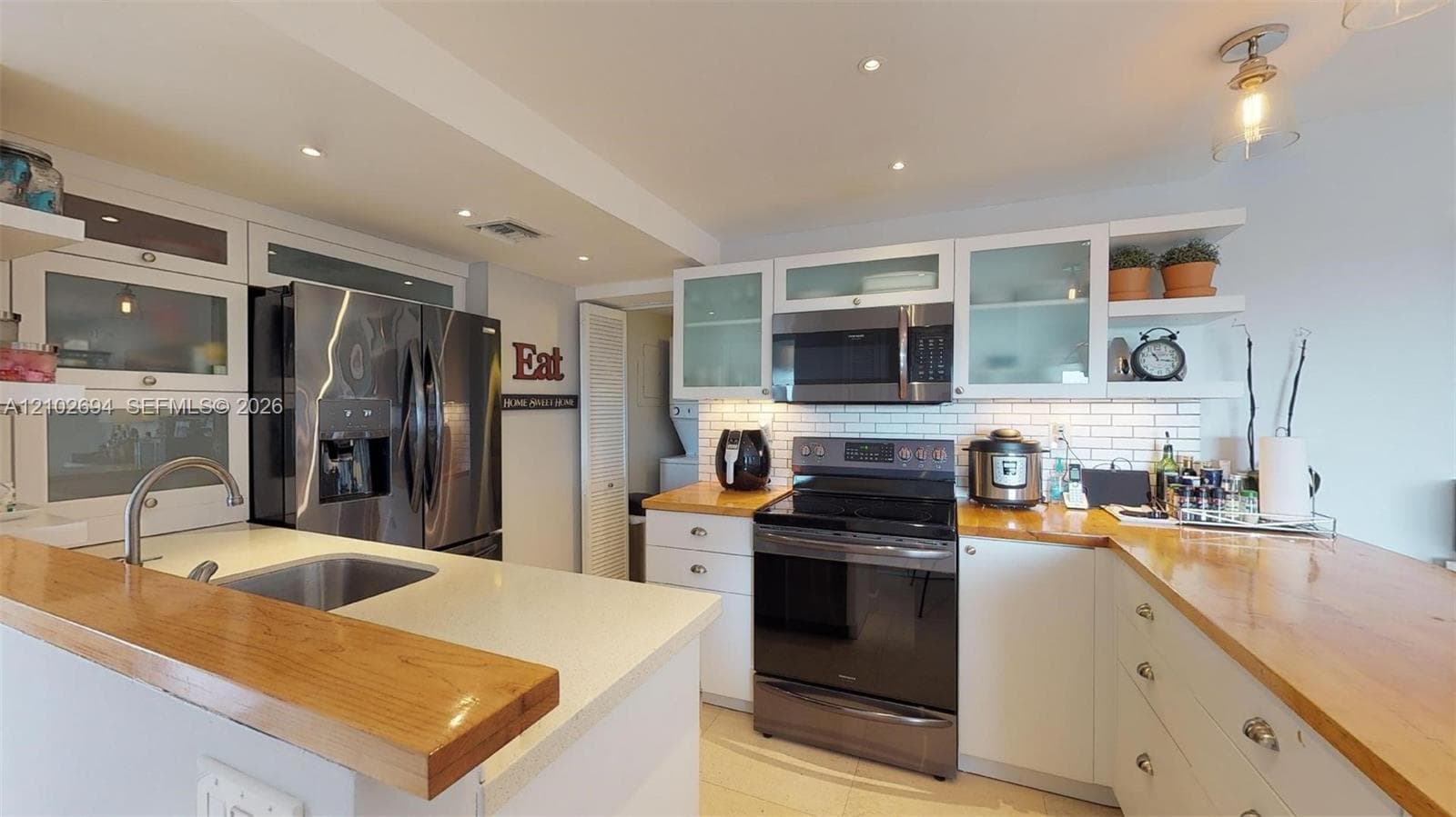 77 Crandon Blvd 8D photo 18