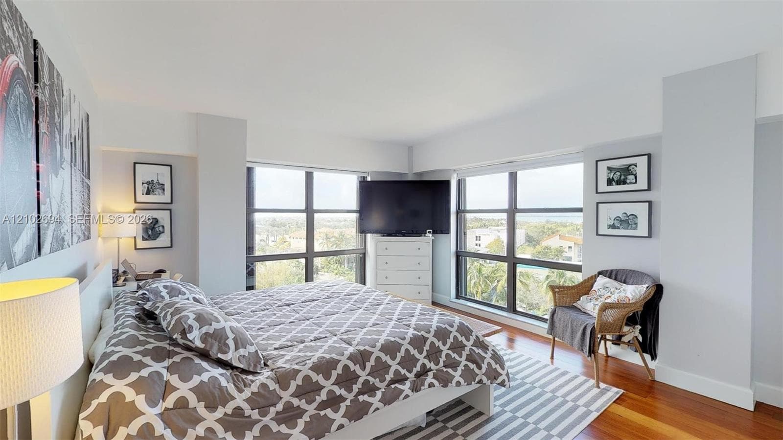 77 Crandon Blvd 8D photo 21