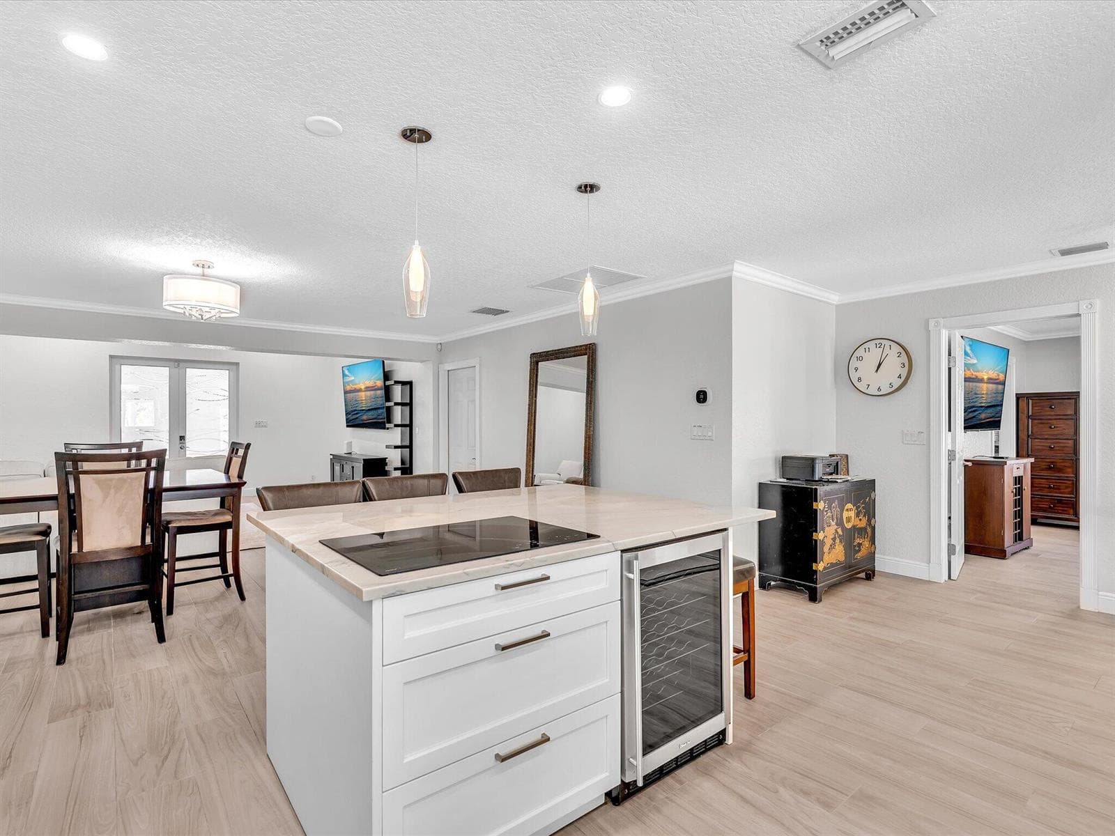 948 SE 10TH Court photo 19