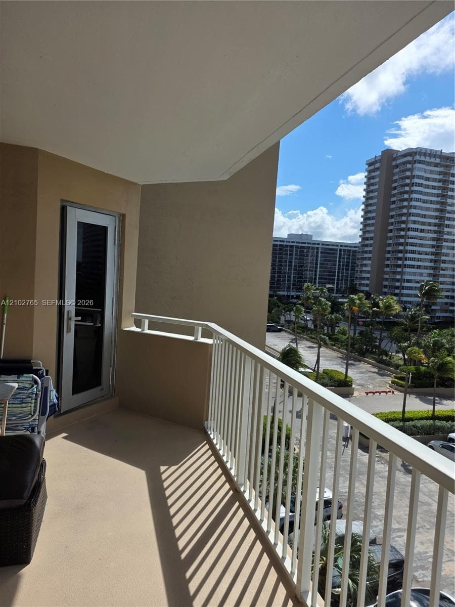 1950 S Ocean Dr 5F photo 6