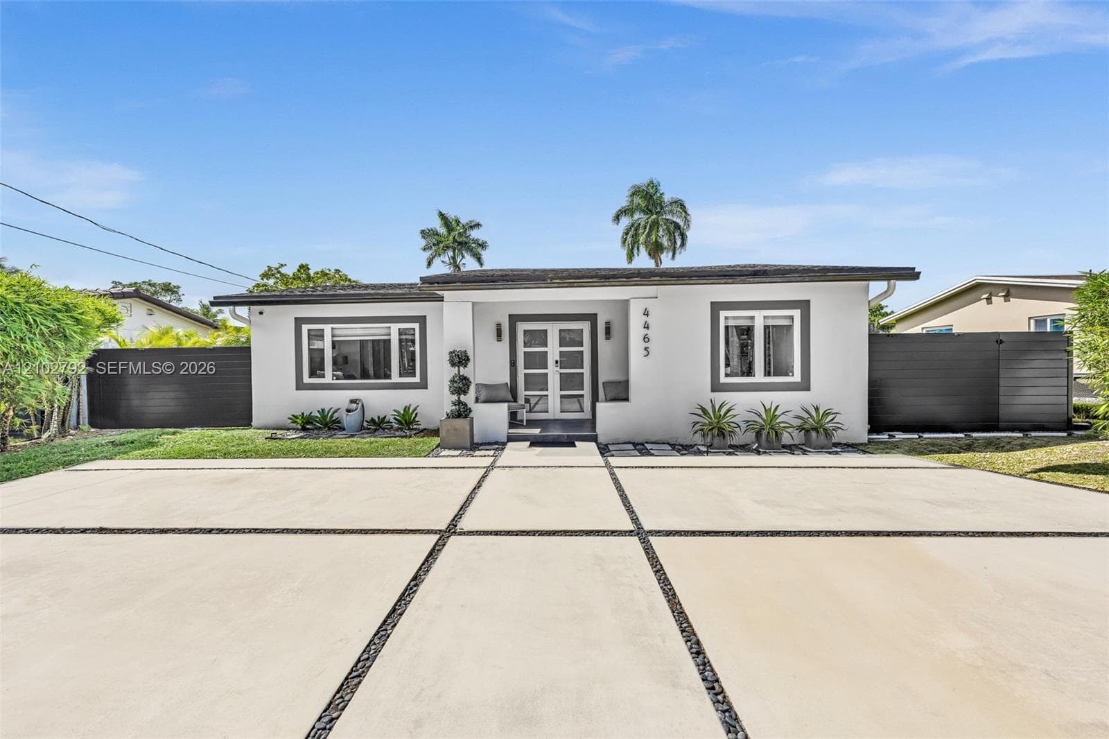 4465 SW 34th Ter photo 5