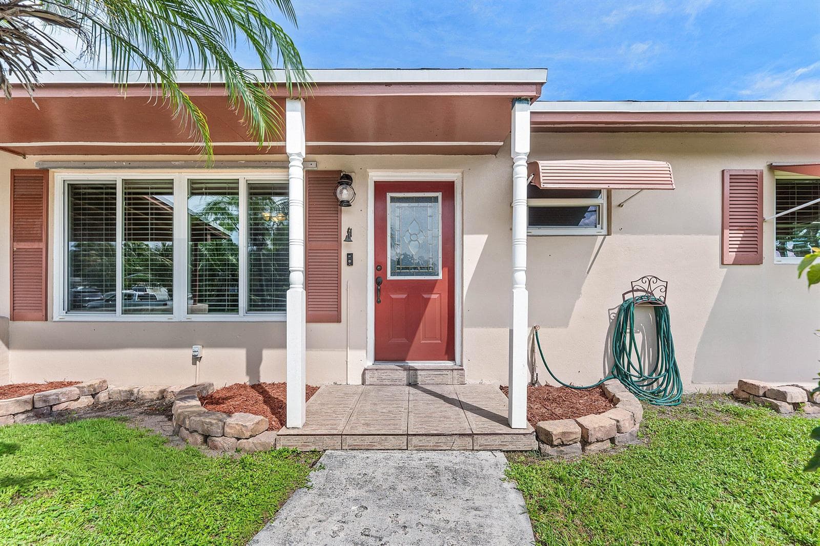 740 Caroline Avenue photo 5