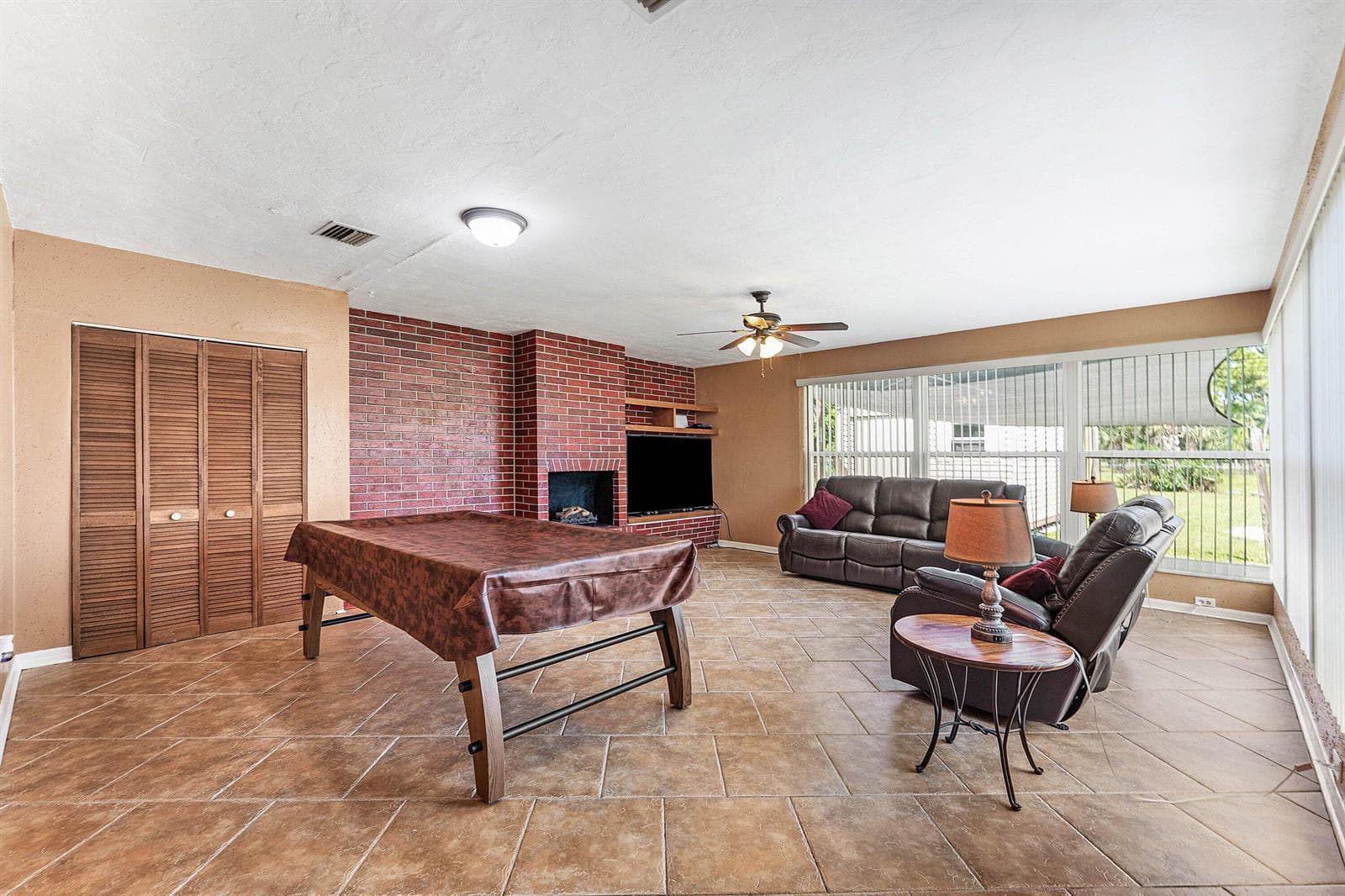 740 Caroline Avenue photo 10