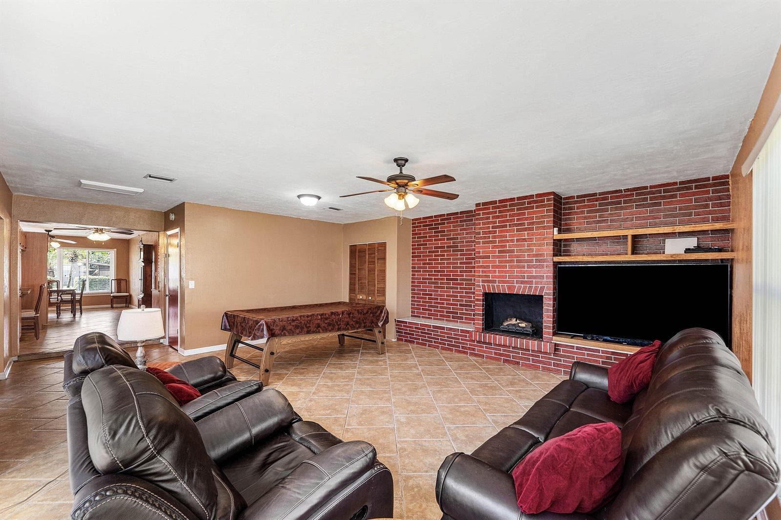 740 Caroline Avenue photo 11