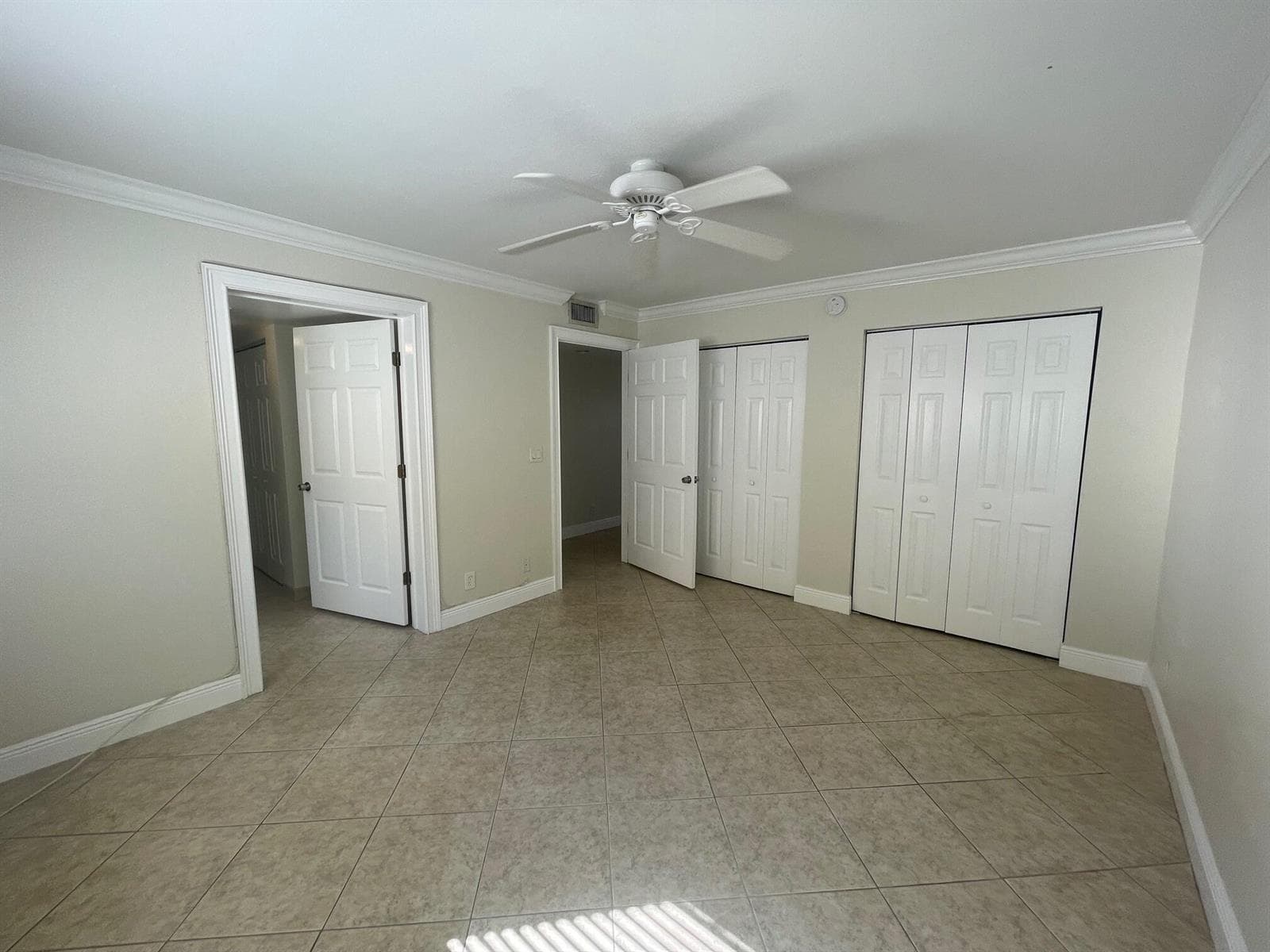 735 Hummingbird Way 104 photo 9