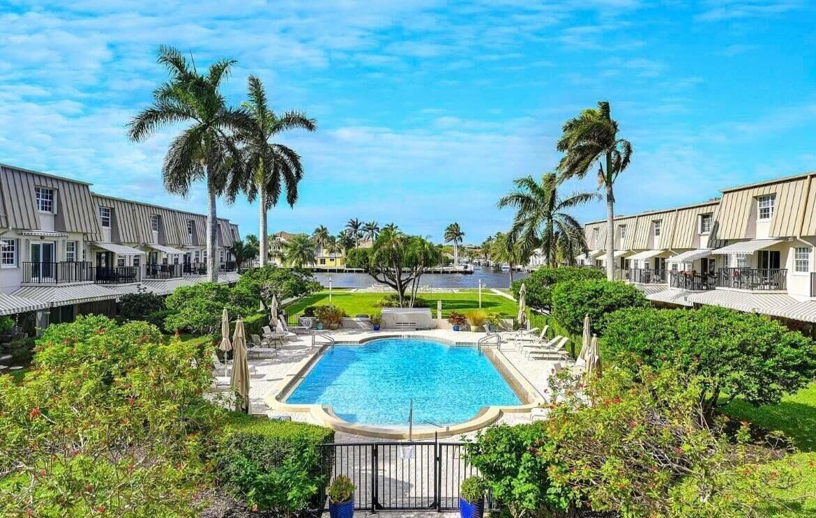 2000 S OCEAN Boulevard 402 photo 13