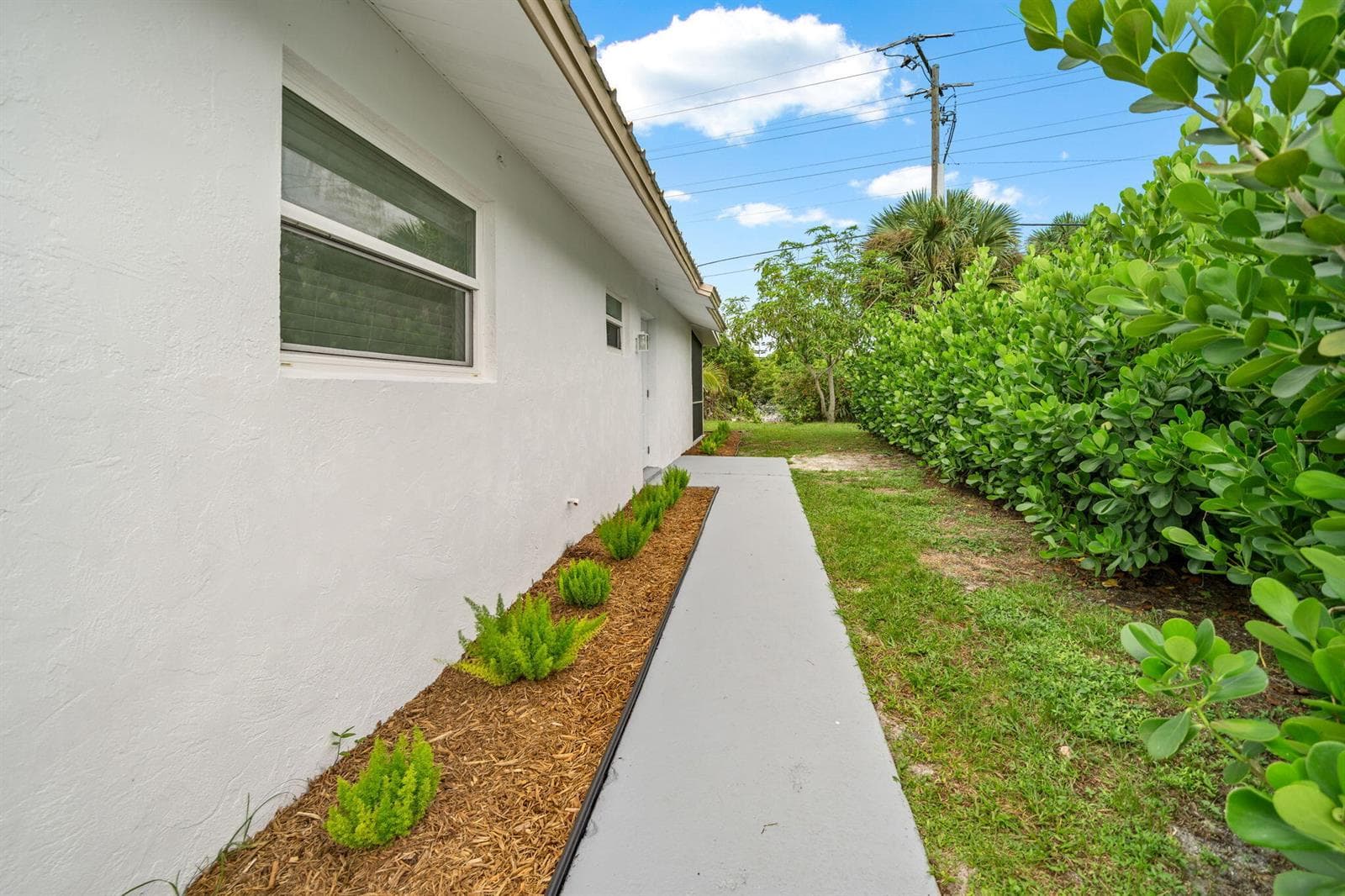 5965 CARIBBEAN Boulevard photo 13