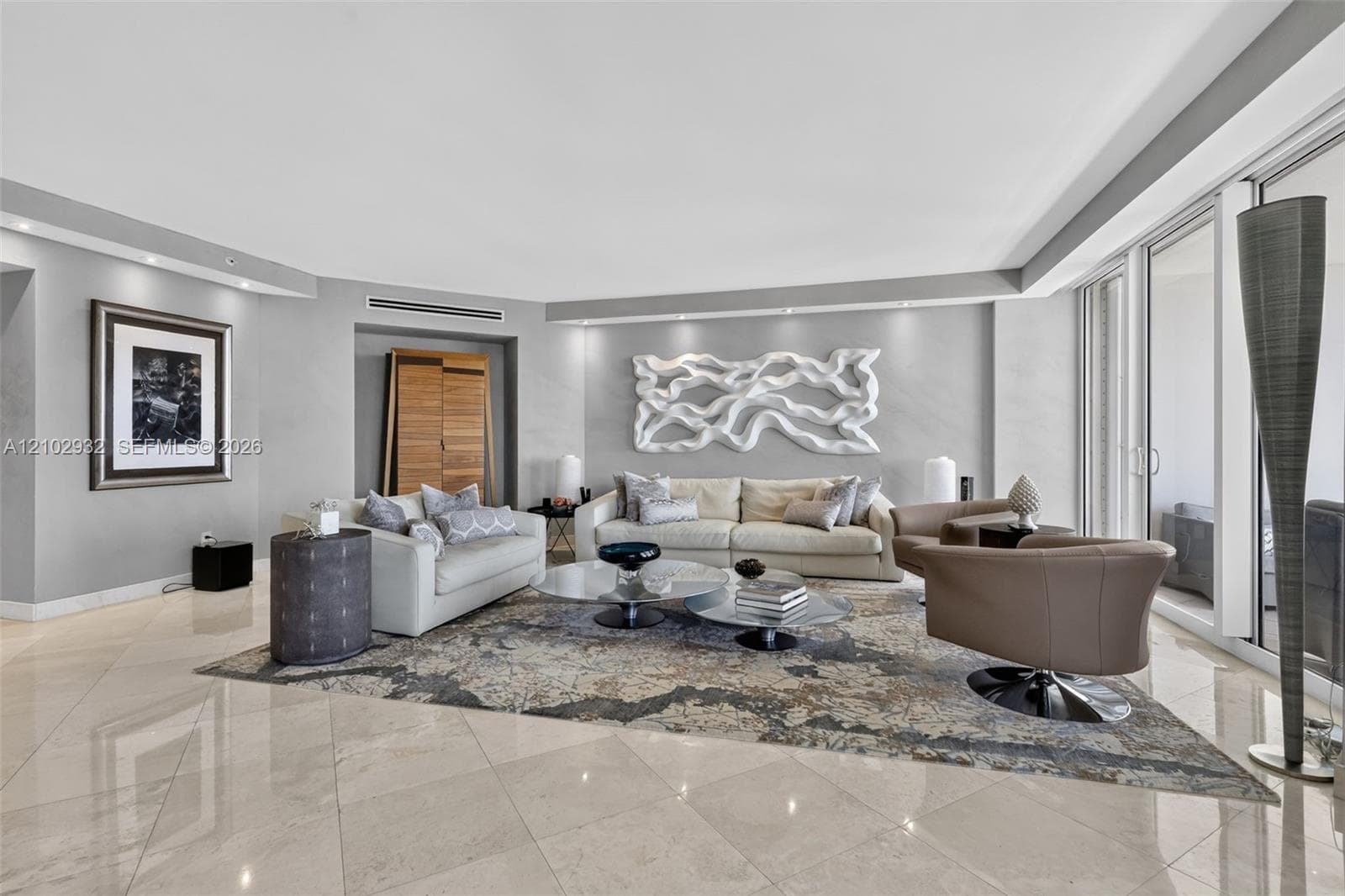 7000 Island Blvd 2809 photo 12