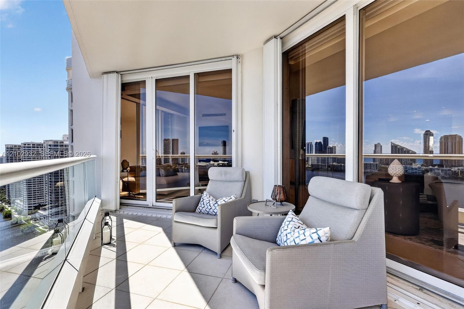 7000 Island Blvd 2809 photo 20