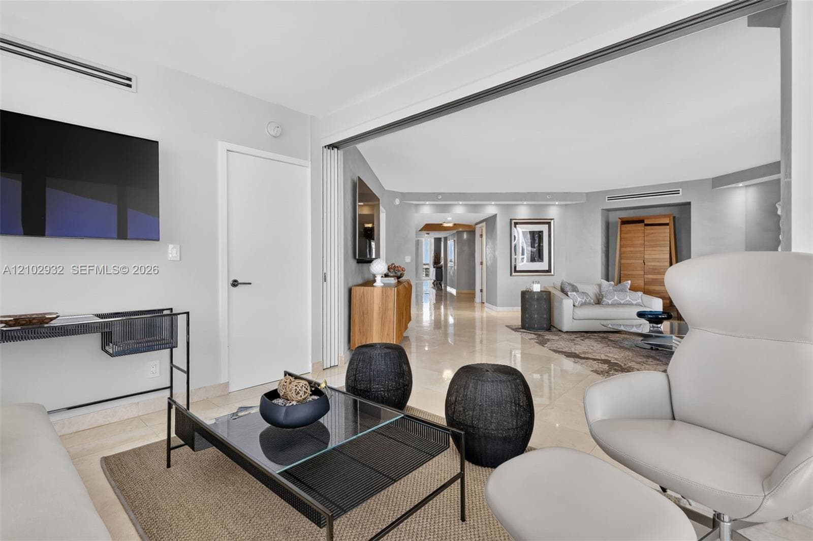 7000 Island Blvd 2809 photo 15