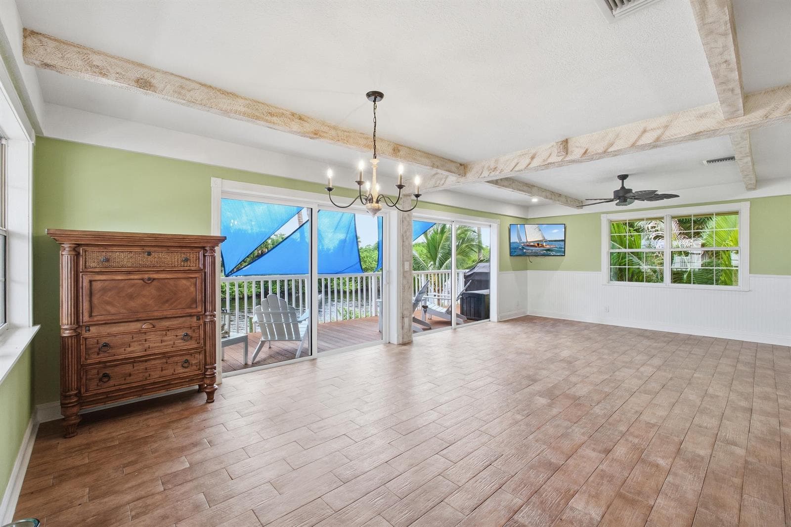 690 SW Salerno Road photo 14