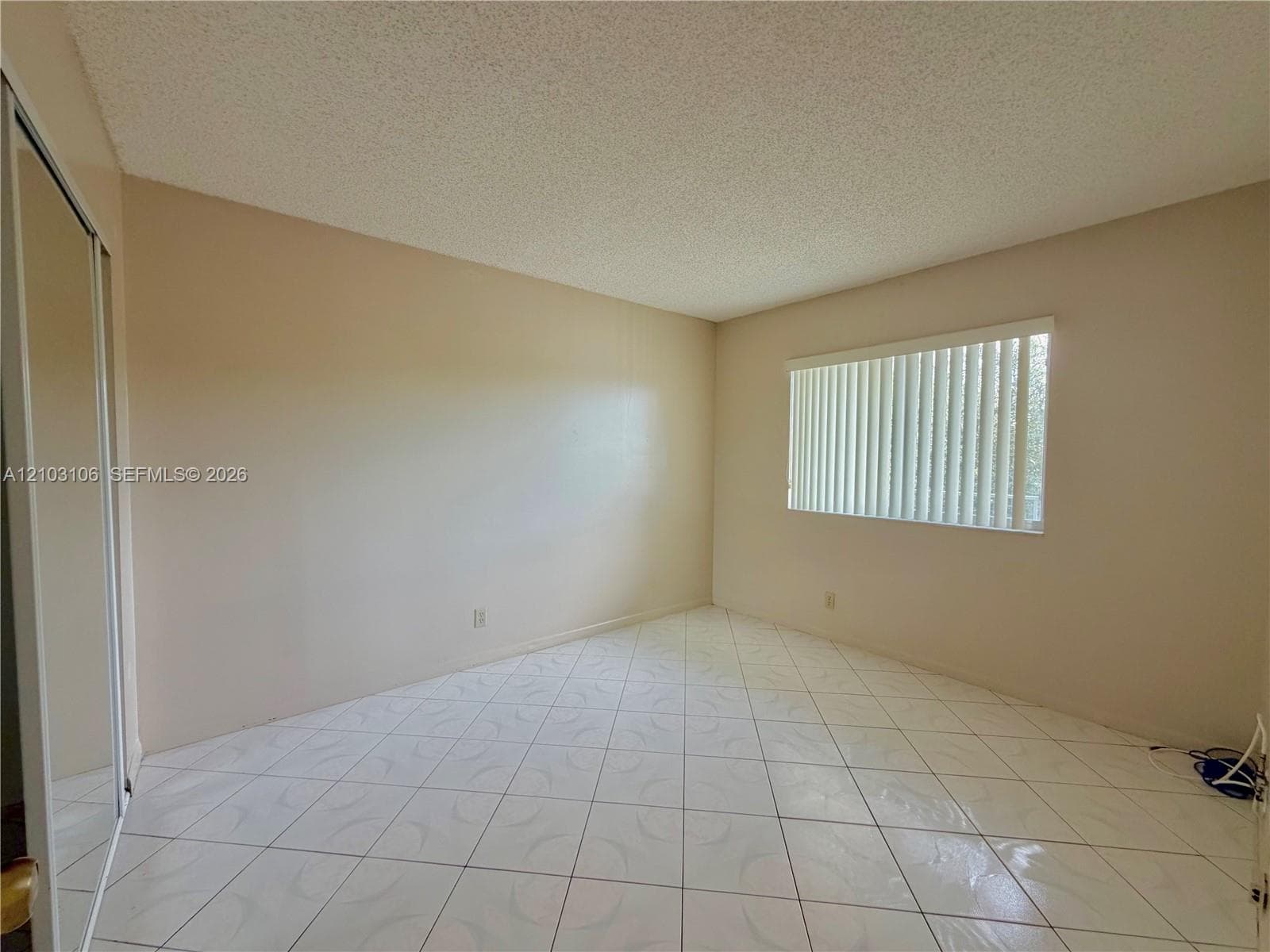 2230 N Cypress Bend Dr 308 photo 13