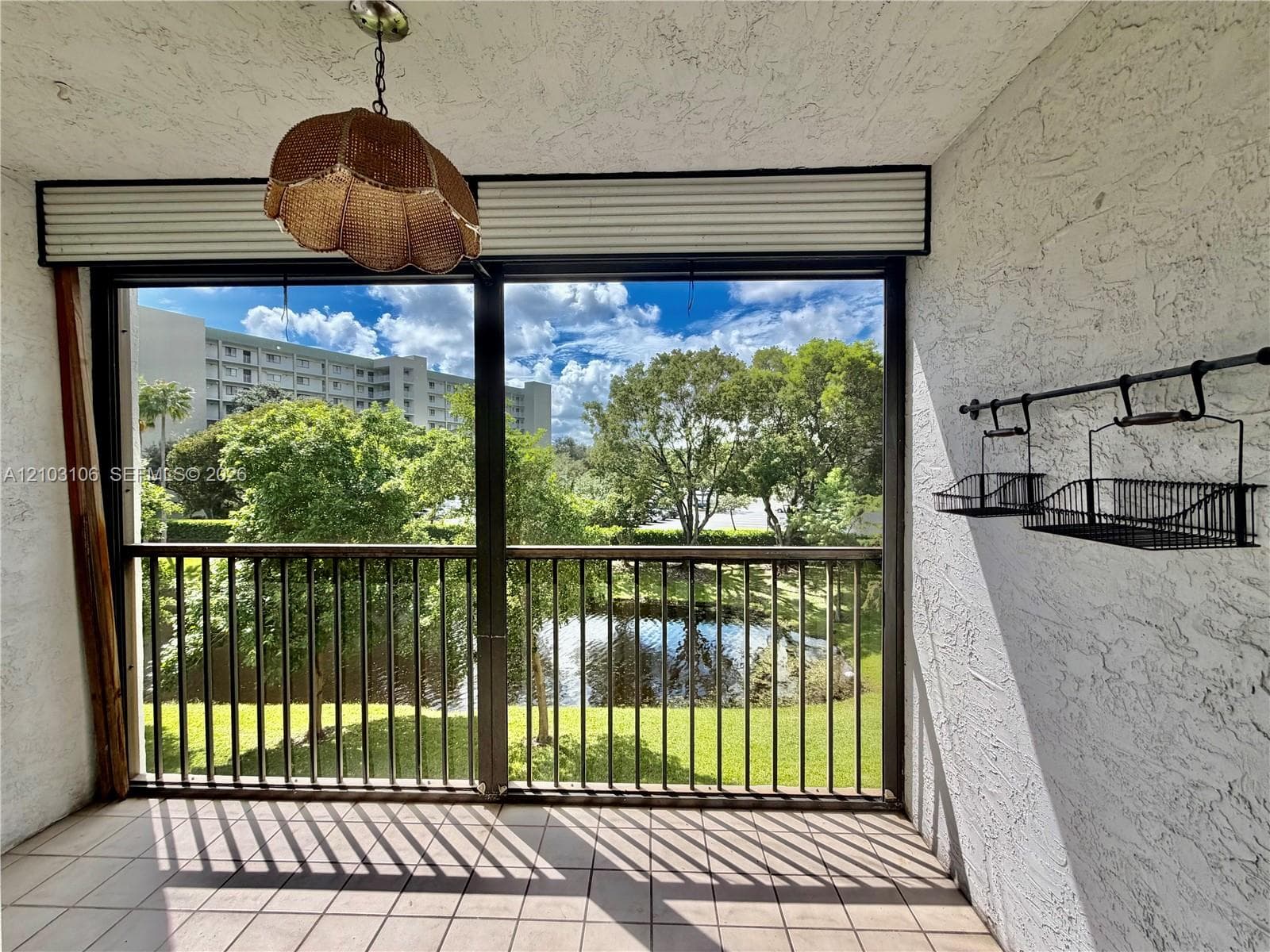 2230 N Cypress Bend Dr 308 photo 18