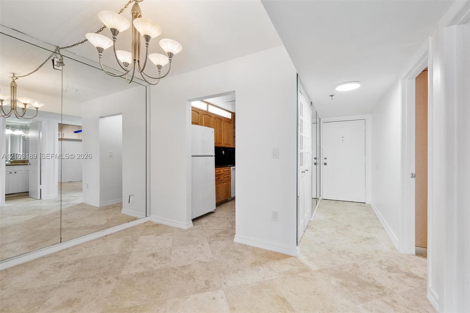 17878 N Bay Rd 404 photo 4
