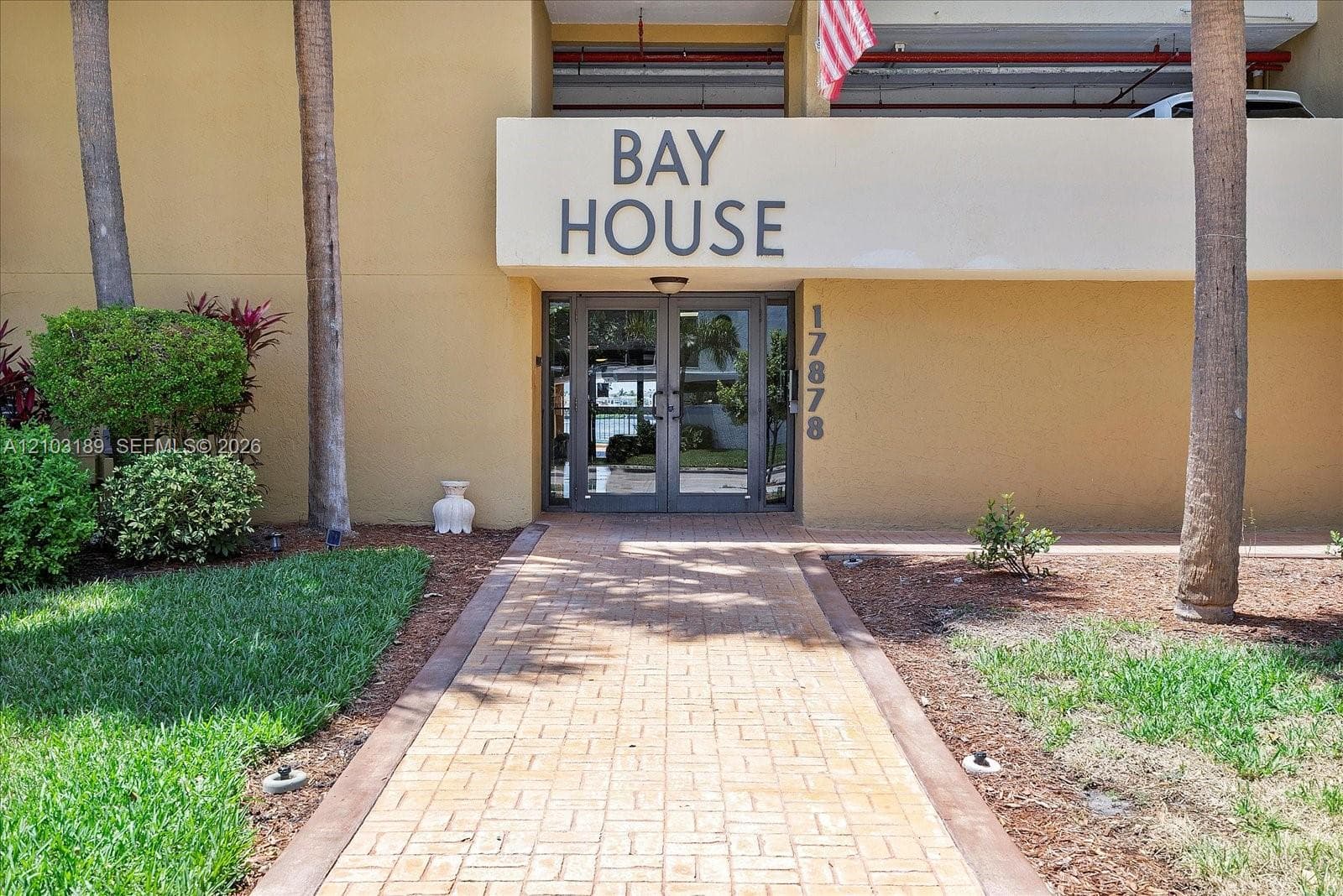 17878 N Bay Rd 404 photo 25