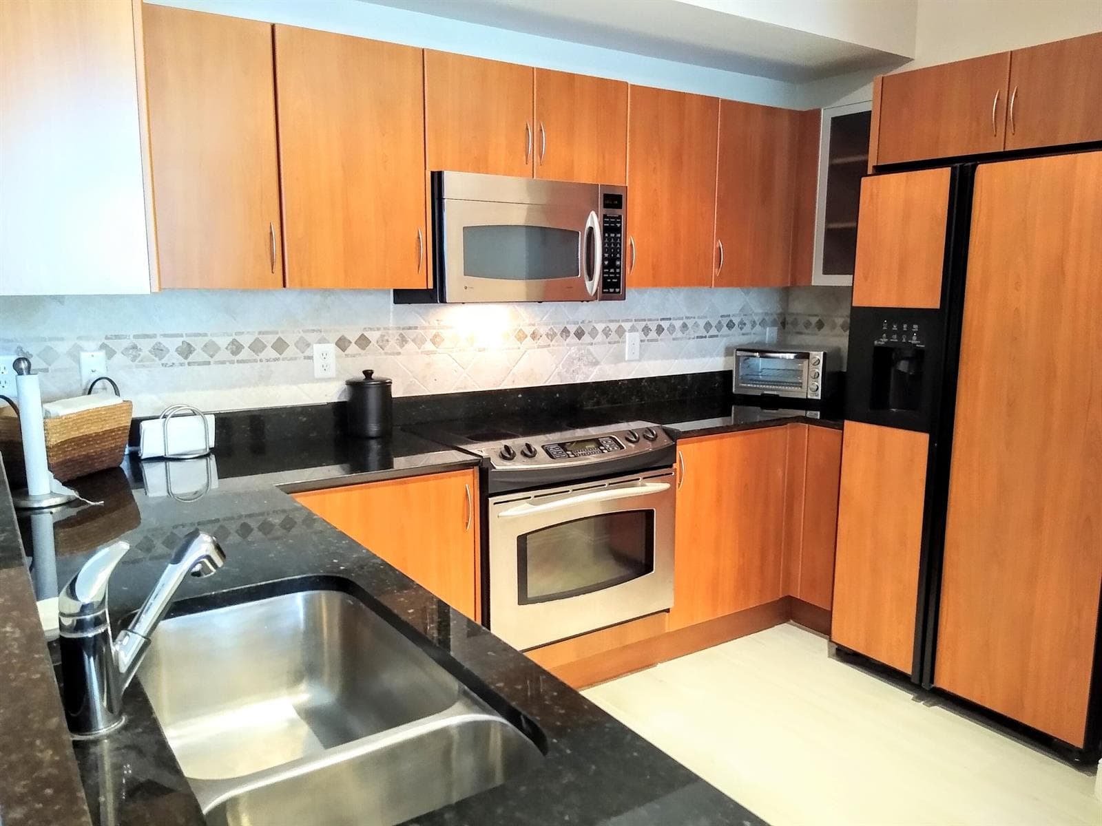 806 E Windward Way 410 photo 12