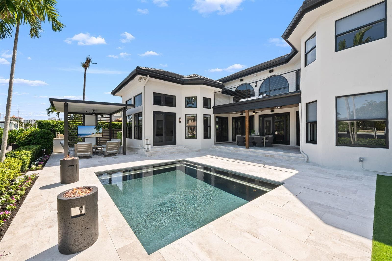 2525 SEA ISLAND Drive photo 14
