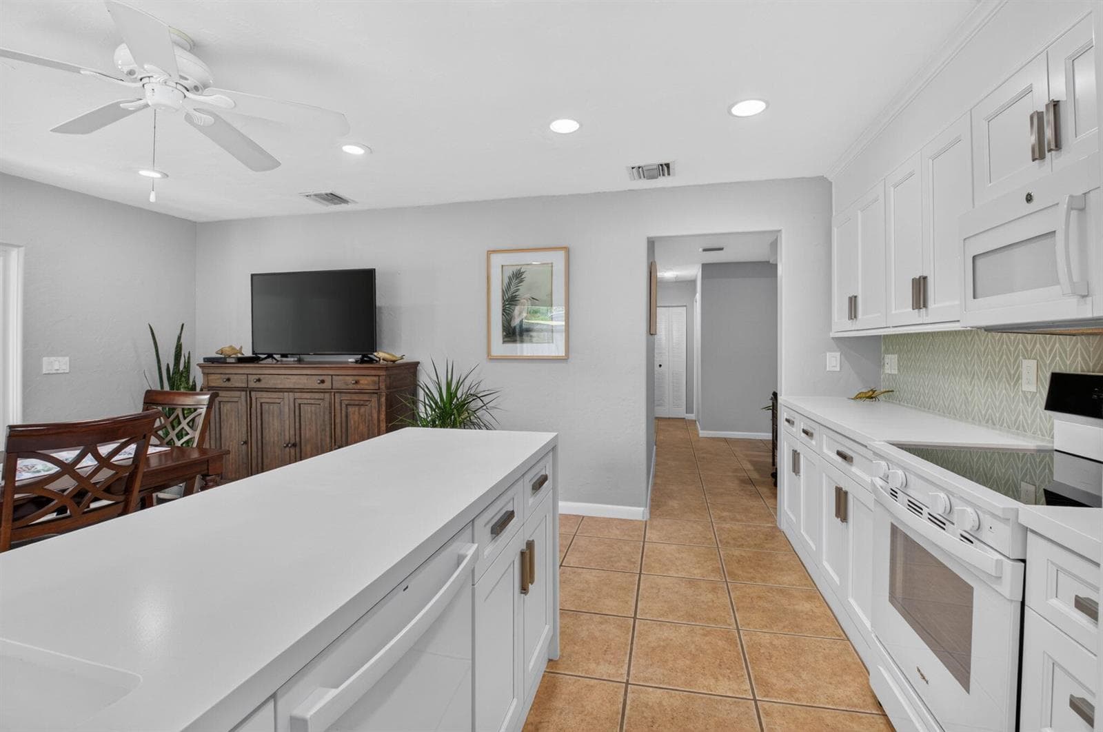 4675 CANAL Drive photo 16