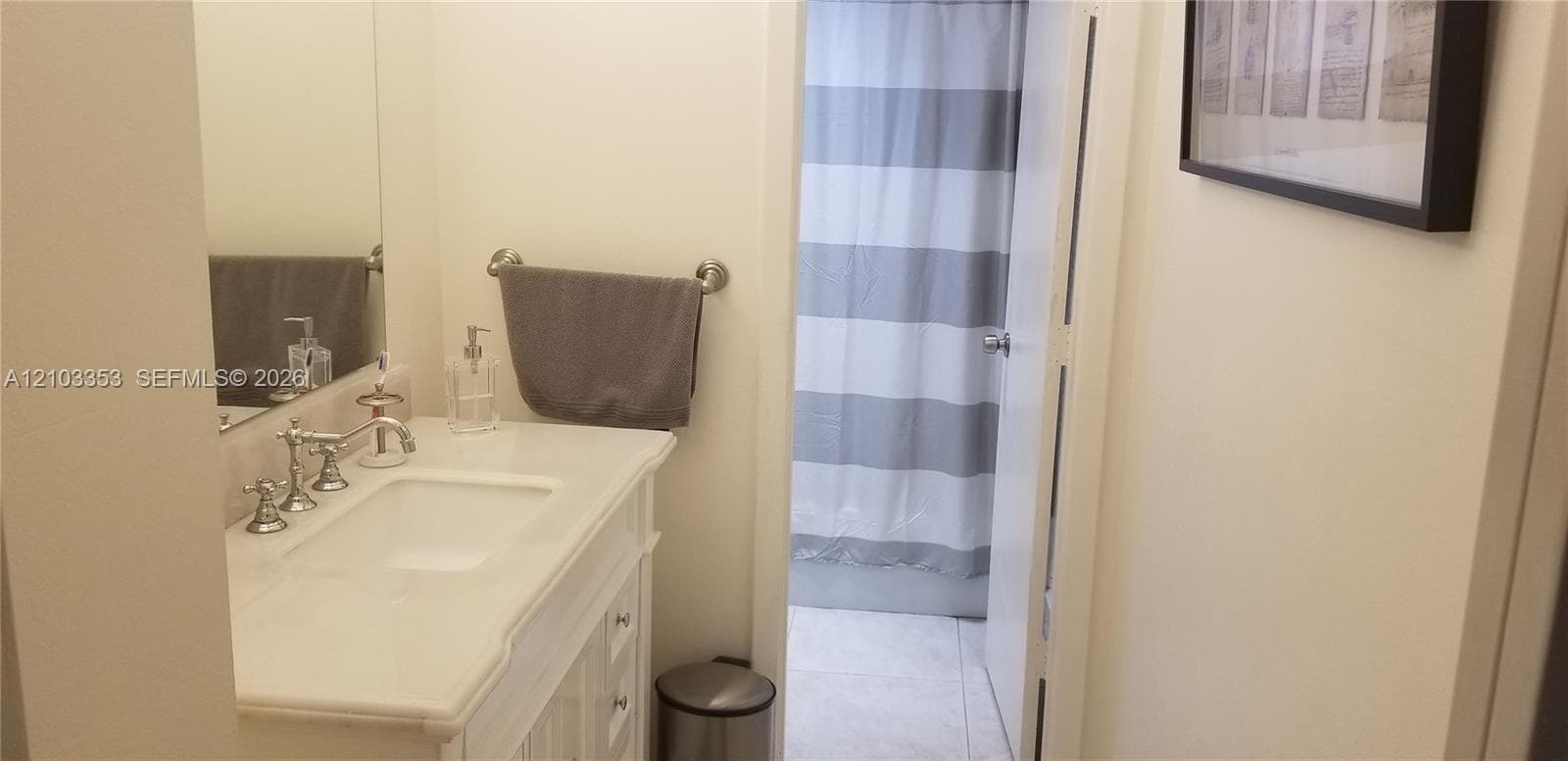300 Bayview Dr 410 photo 7