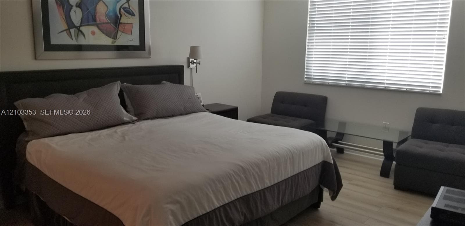 300 Bayview Dr 410 photo 8