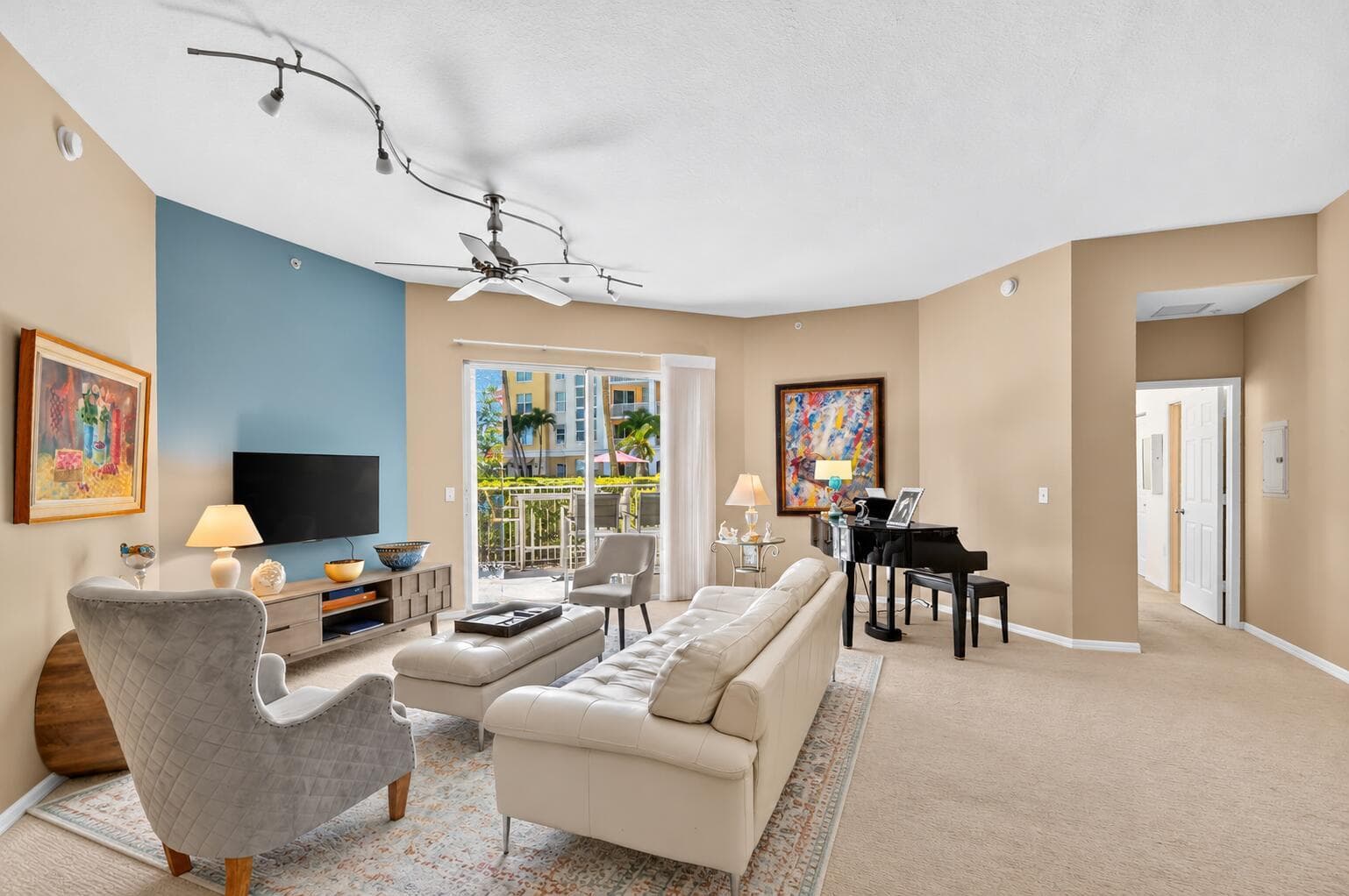 806 E Windward Way 108 photo 5