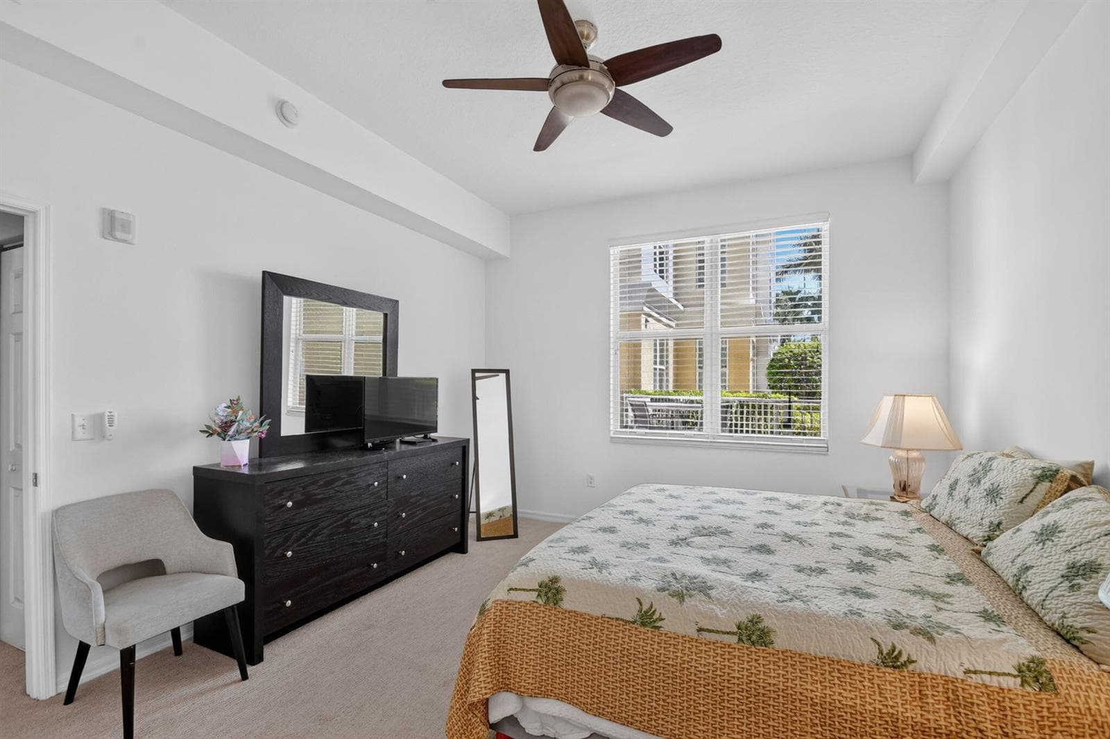 806 E Windward Way 108 photo 15