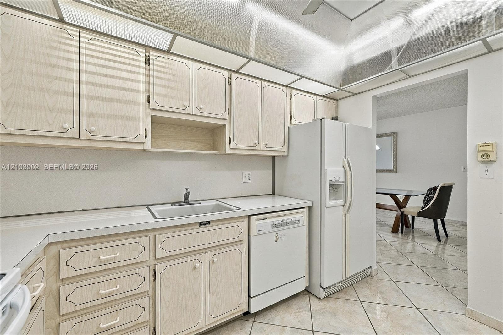 1980 S Ocean Dr 19A photo 9