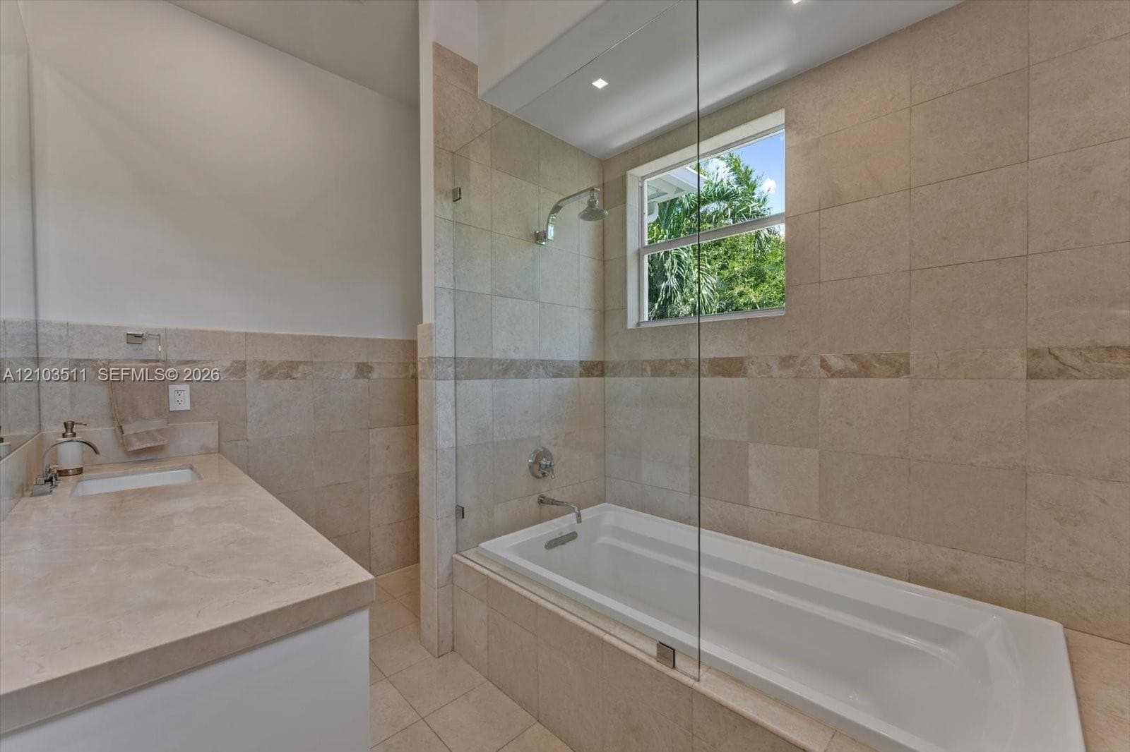 119 Paloma Dr photo 21