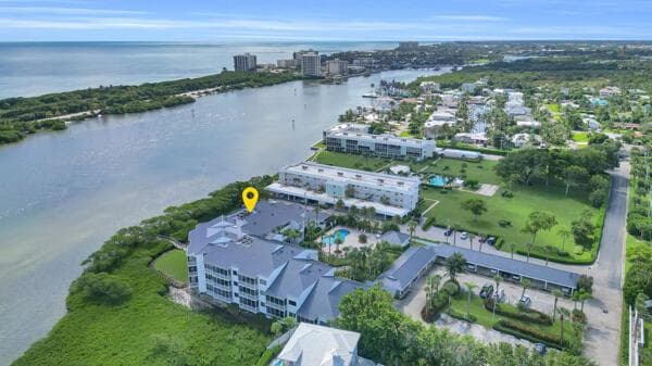 200 Waterway Road 307 photo 4